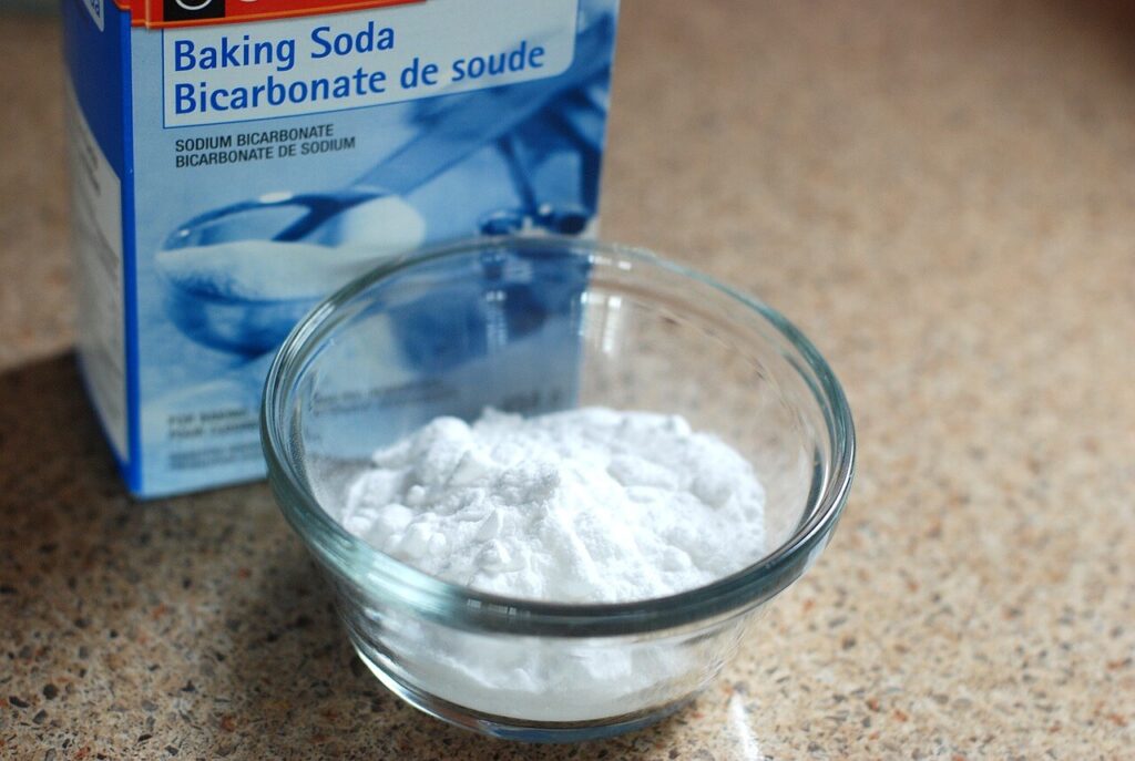 How To Clean Bathtub With Baking Soda