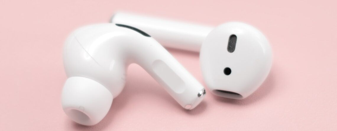 How To Clean Airpods Microphone