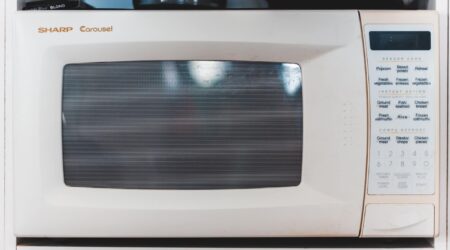 How to Clean Microwave with Baking Soda
