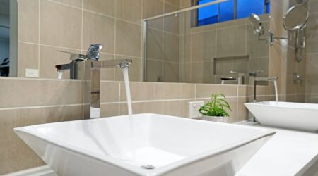 How to clean bathroom sink drain
